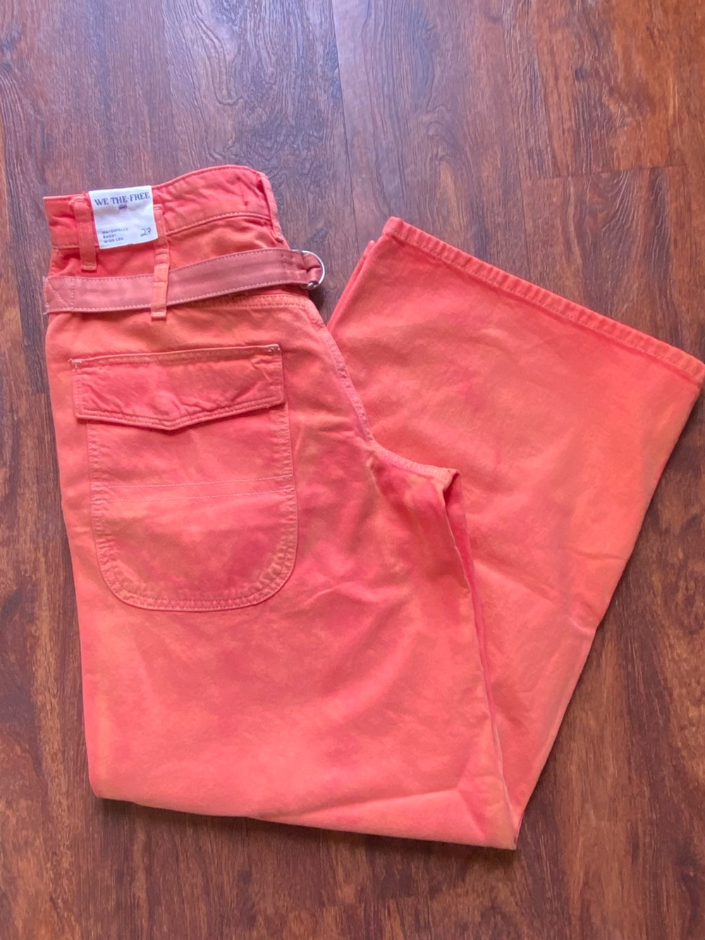 NEW!!! Free People “Waterfalls” baggy jeans!!